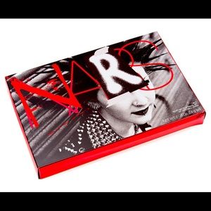 NARS Manic Velvet Matte Lip Pencil Set